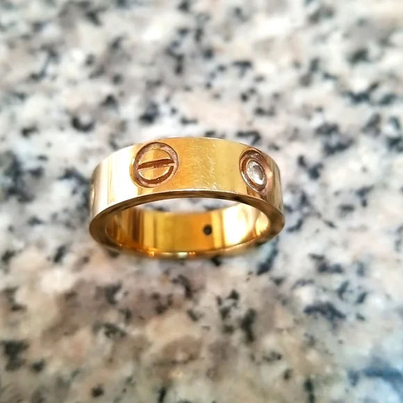 "Love" ring! Sz 8 - Picture 1 of 5